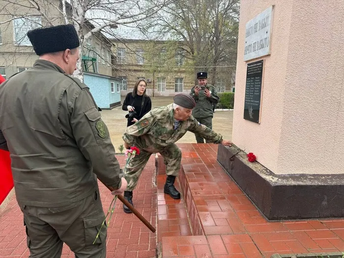 5LpMceXLPsfTOpg3DsM1YUnb6HPUCD6LJuxaDDJFC306sUjfZioxXCVBSK0B-4LcadedgmhG9aN1Fq6uCuhLyD40