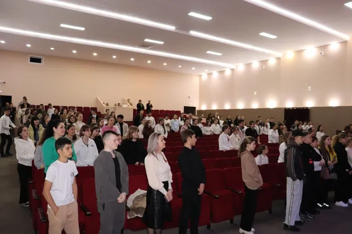 3L_34JJhg9EvS_TVMjItUw7cCoAt25shc8v4aJX0QOiPYbIFrSkxk-YI6MNgI4rMmedg1M_jxbQWGx7nihbXPipH